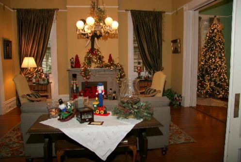 Five Continents Bed And Breakfast New Orleans Exterior photo