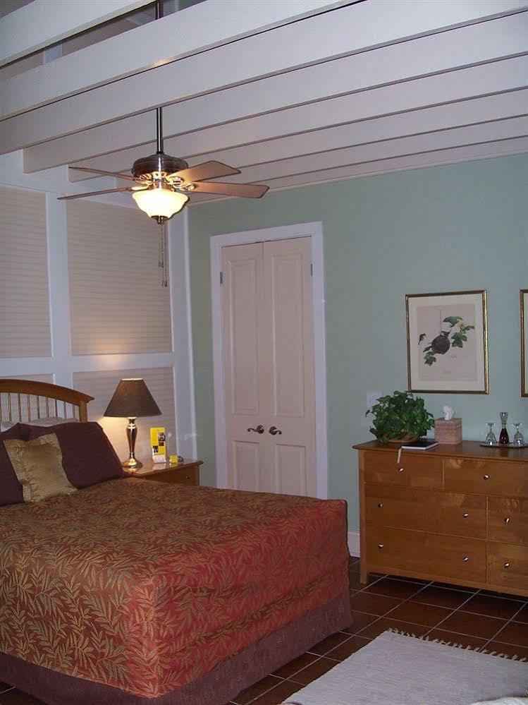 Five Continents Bed And Breakfast New Orleans Exterior photo